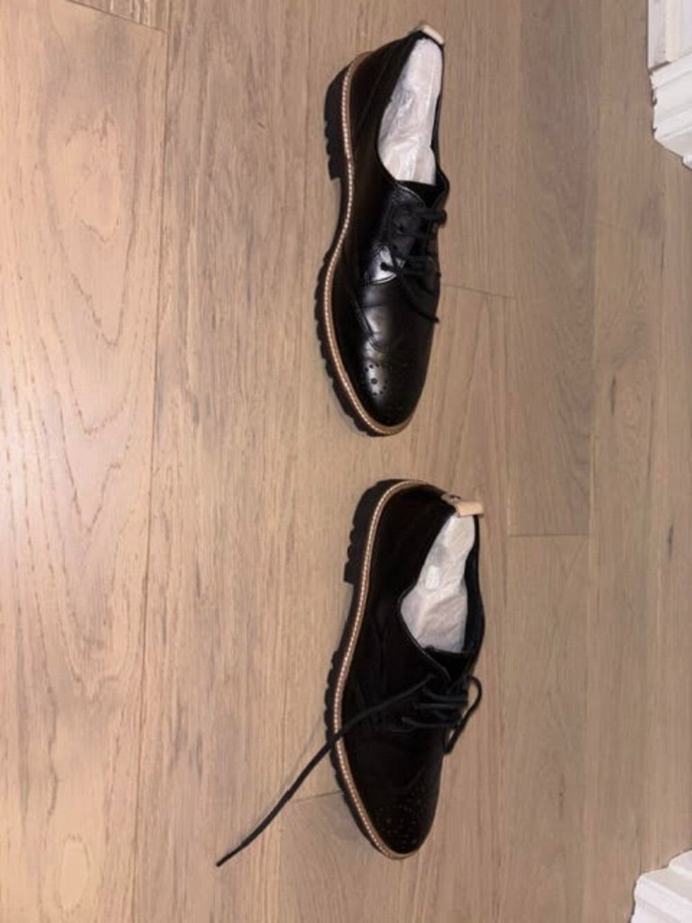 ECCO Incise Tailored shoe, all black with little detailing, - Picture 3 of 5